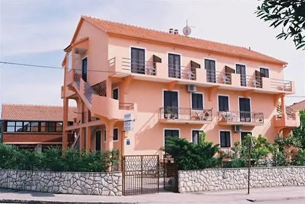 Couette-café Bed and Breakfast Pansion Maria à Zadar